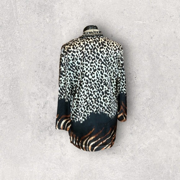 NWT Chico’s Embellished mixed animal print tunic size 2 - Picture 2 of 8